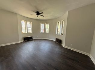 12065 Edgewater Dr APT 3, Lakewood, OH 44107