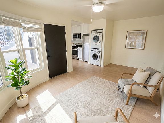 4th image of 4074-4080 30th St #4078-1/2