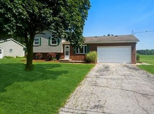 2602 Yargerville Rd, La Salle, MI 48145