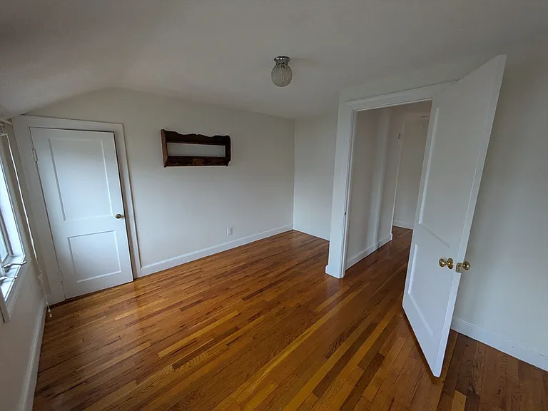 16 Nathaniel Rd — Photo 9