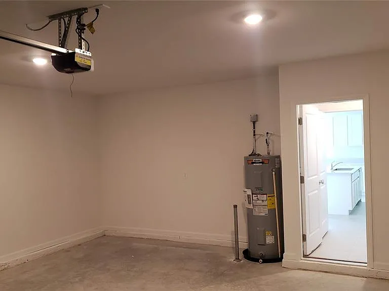 3910 Amers Loop — Photo 23