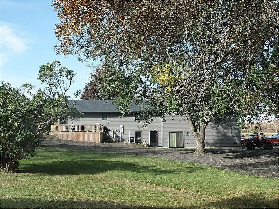 2nd image of 246 Sunset Dr