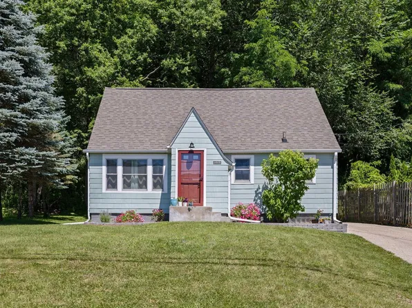 W5760 State Road 33, La Crosse, WI 54601