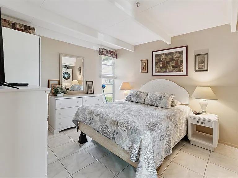 3821 Club Cir — Photo 12