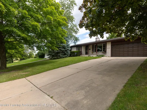3113 Snowglen Ln, Lansing, MI 48917