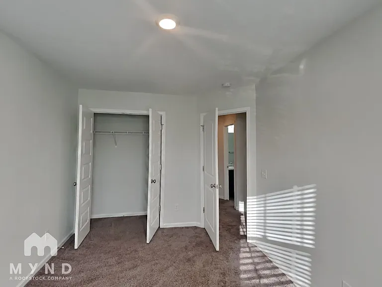 9 Cardinal Ct — Photo 17