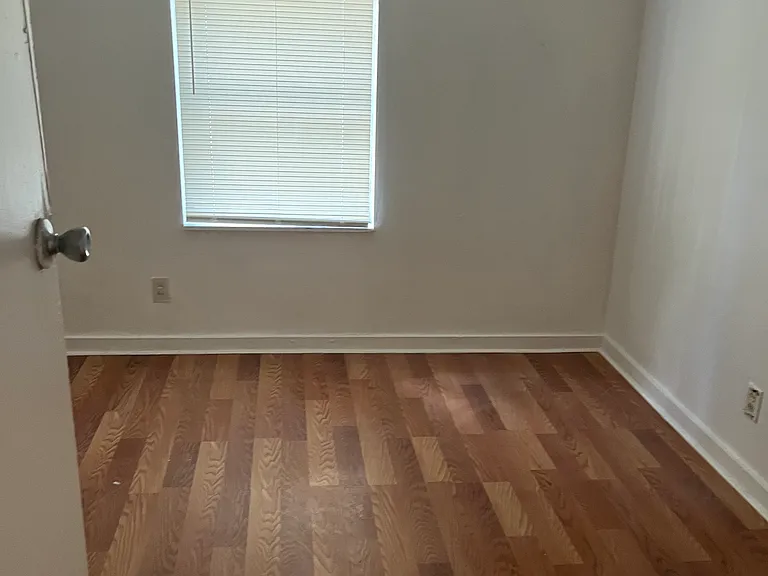 5242 Wabash Blvd — Photo 7