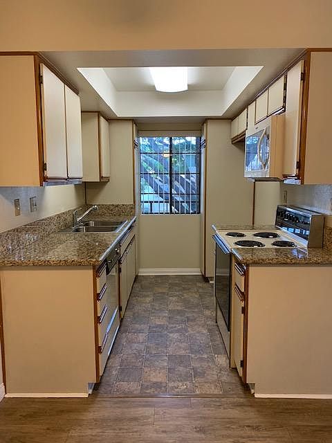 Kitchen, Option 1