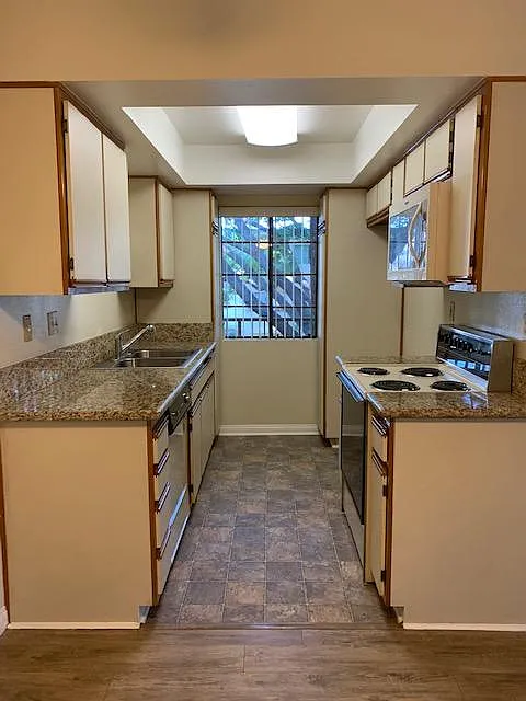 Kitchen, Option 1