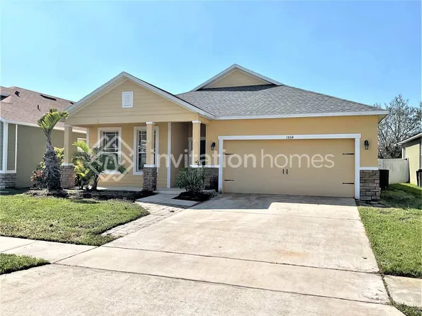 1884 Valley Forge Dr, Saint Cloud, FL 34769