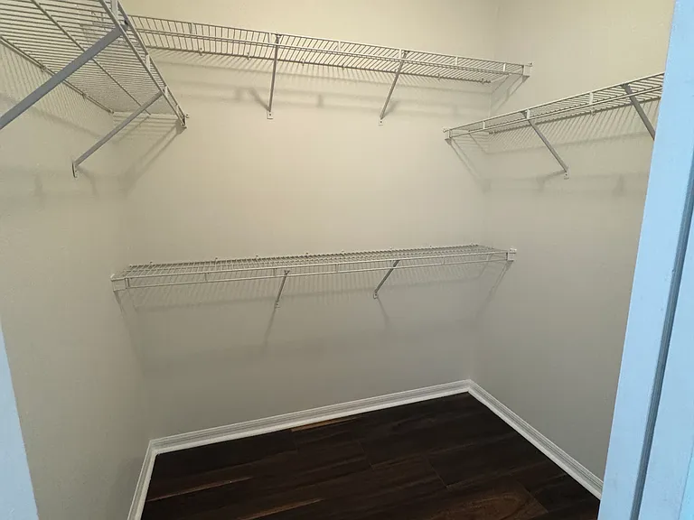 Walk in closet master 1