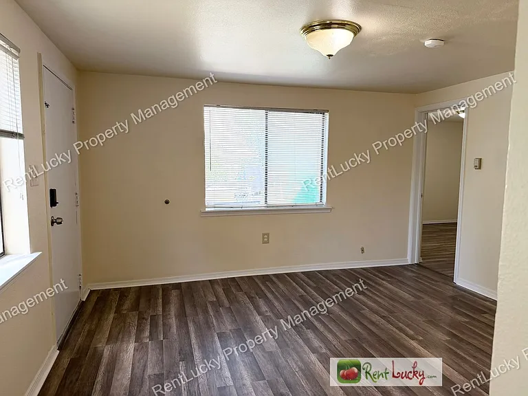 5154 S Augusta St #A — Photo 10