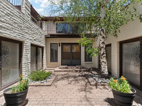320 Valle Del Sol Rd, White Rock, NM 87547