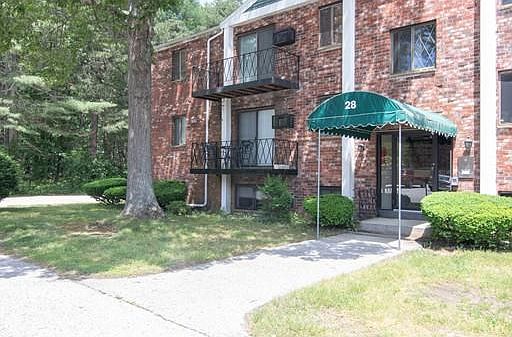 2nd image of 682 Plain St #5A