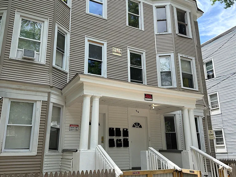 68 Read St #1 — Photo 3