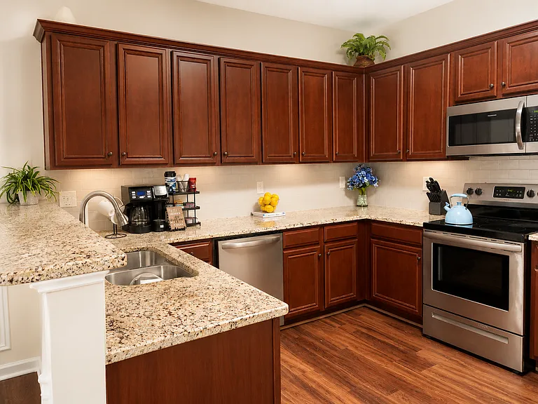 Fern Bay Dr SW — Photo 10