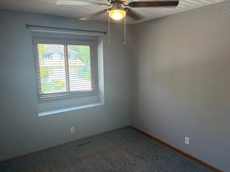 11215 Ellison Ave — Photo 12