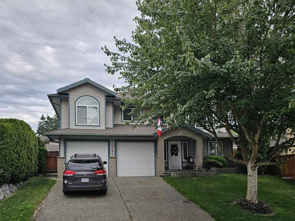 10592 238a St, Maple Ridge, BC V2W 1E4