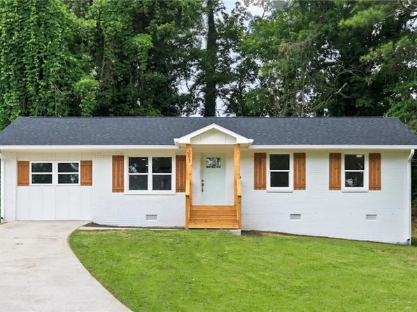 353 Roxbury Dr, Riverdale, GA 30274