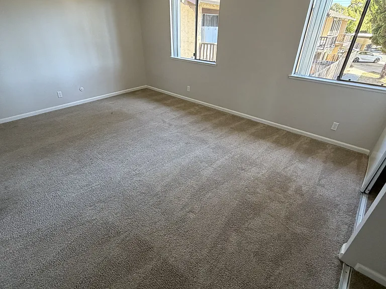 The Franciscan Apartments — Photo 38