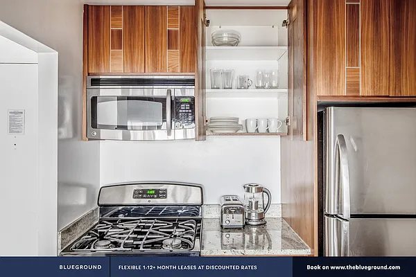 Rented by The Blueground | media 84