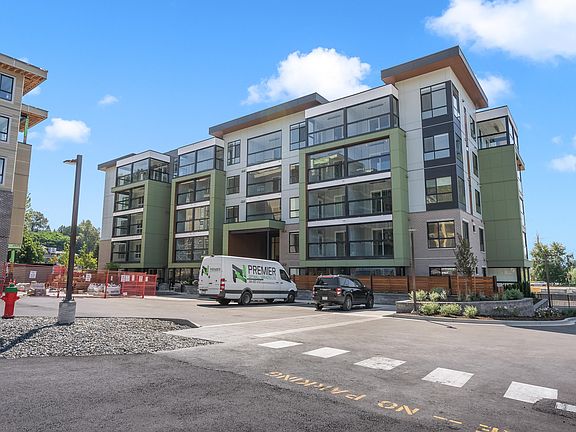 4th image of 34395 Gladys Ave #214
