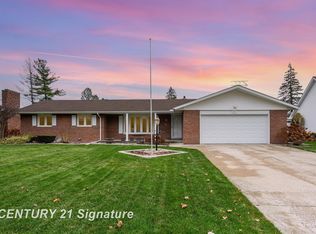 4711 Century Dr, Saginaw, MI