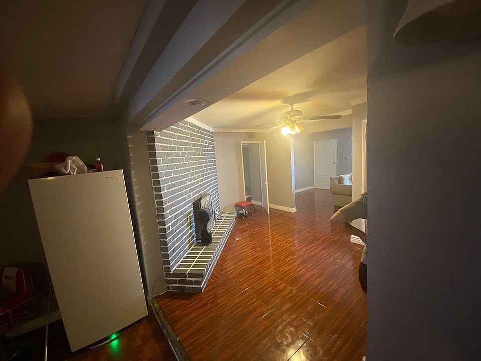 1st image of 1714 E Hidalgo Ave