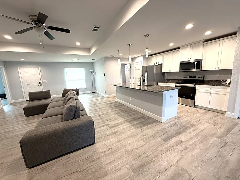 359 Wilton Ave SW — Photo 7