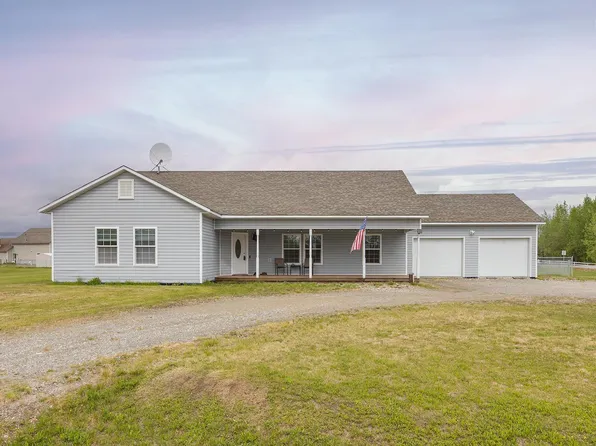507 W 6th Ave, North Pole, AK 99705