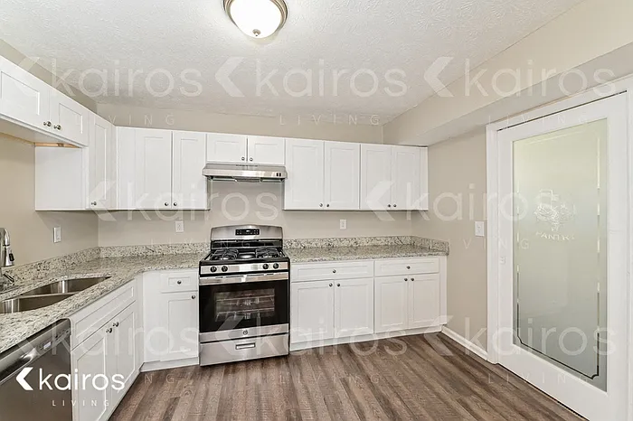 4631 Cedar Brook Dr SE — Photo 6