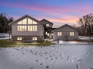 7525 Nenno Rd, Allenton, WI 53002