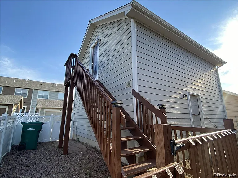 2119 Falkirk Dr #B — Photo 4