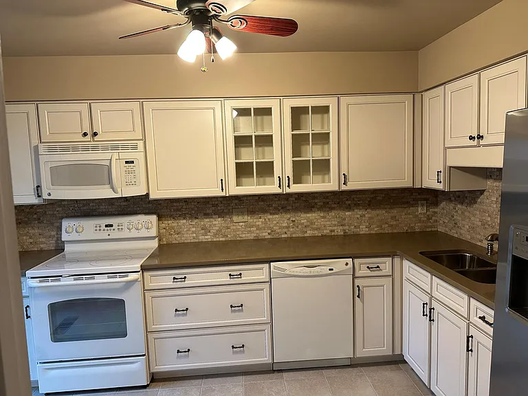 Kitchen range