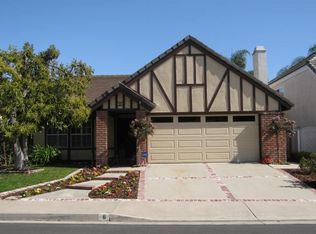 8 Cambridge, Irvine, CA 92620