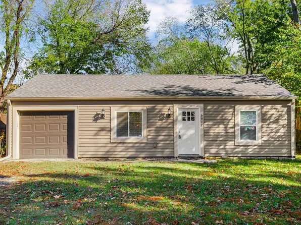 6917 N Campbell St, Gladstone, MO 64118