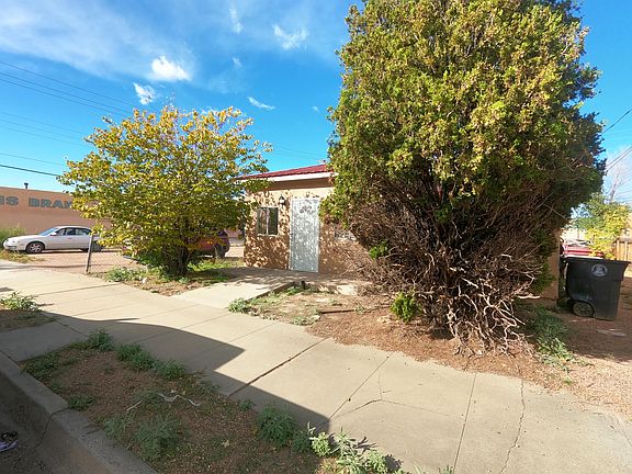 4th image of 11 Haines Ave NW