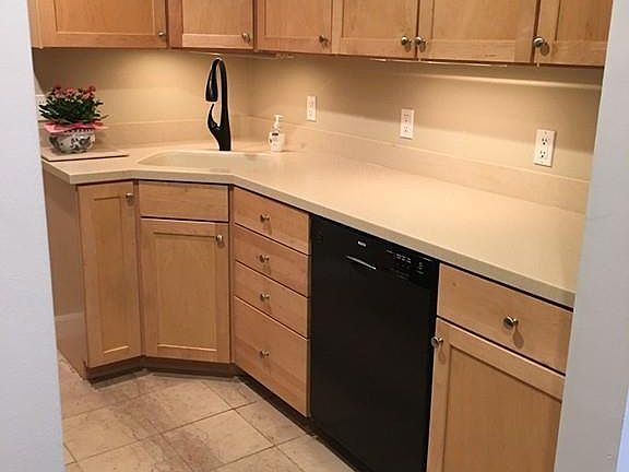 4th image of 2 Marc Dr APT 2A2
