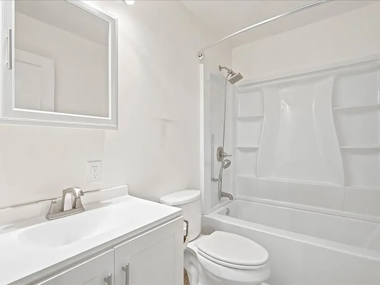 601 Poplar Ave — Photo 15