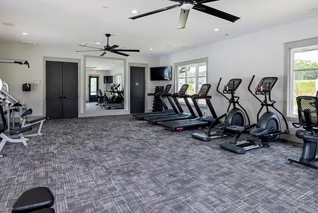 237 Salt Lake Ln — Photo 12
