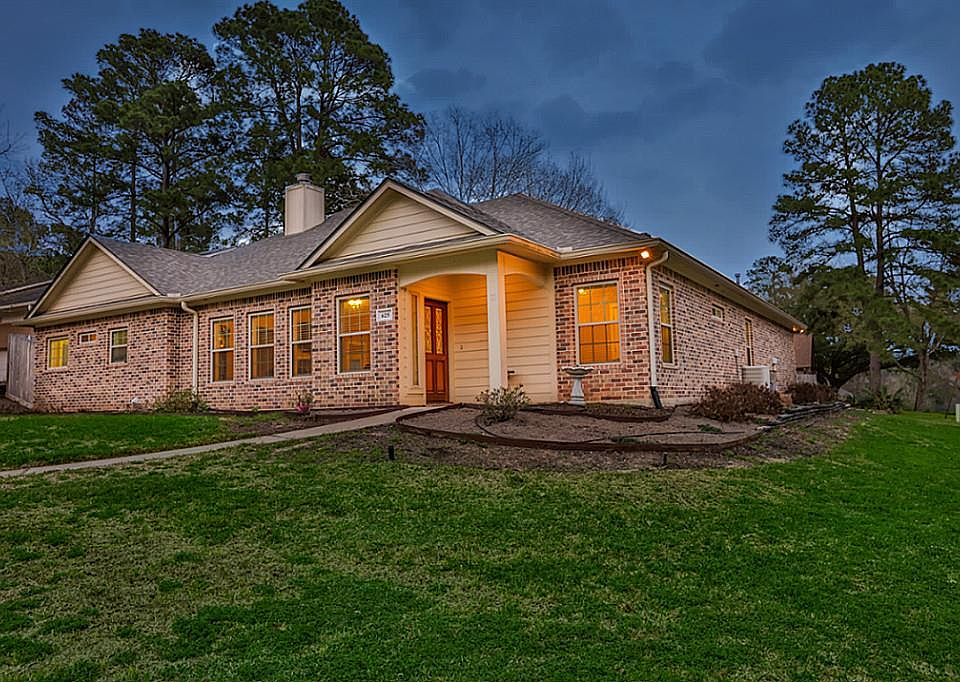 1st image of 625 Greenhills Dr