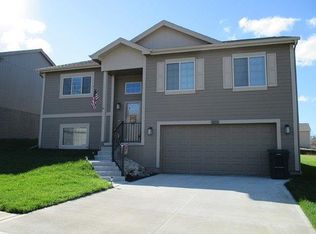 7474 N 139th St, Omaha, NE 68142