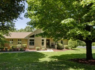 385 Rollingwood Ct, Troutville, VA 24175