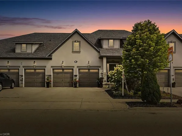 6 1/2 Kopperfield Ln, Hamilton, ON L0R 1W0