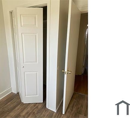 5th image of 138 Holland Ave #2R