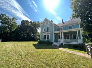 32 Leonard St, Agawam, MA 01001