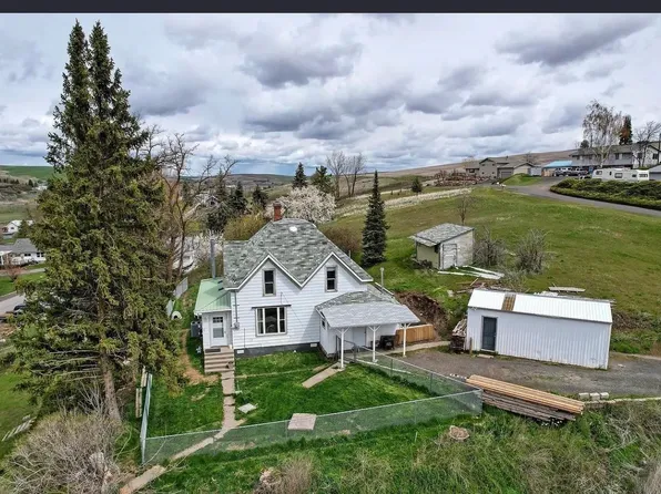 117 E 1st St, Rosalia, WA 99170