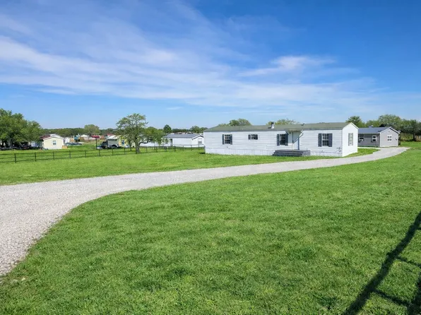 206 Creekview Meadows Ct, Springtown, TX 76082