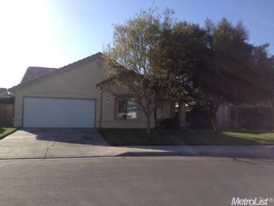 323 N Santa Ana St, Los Banos, CA, 93635