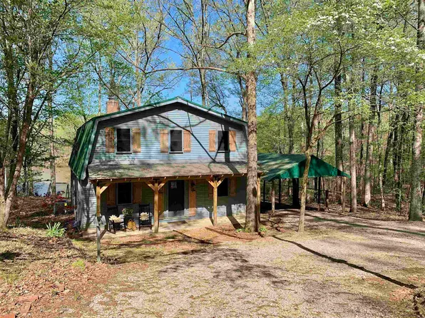 1033 Crestwood Dr, Saulsbury, TN 38067